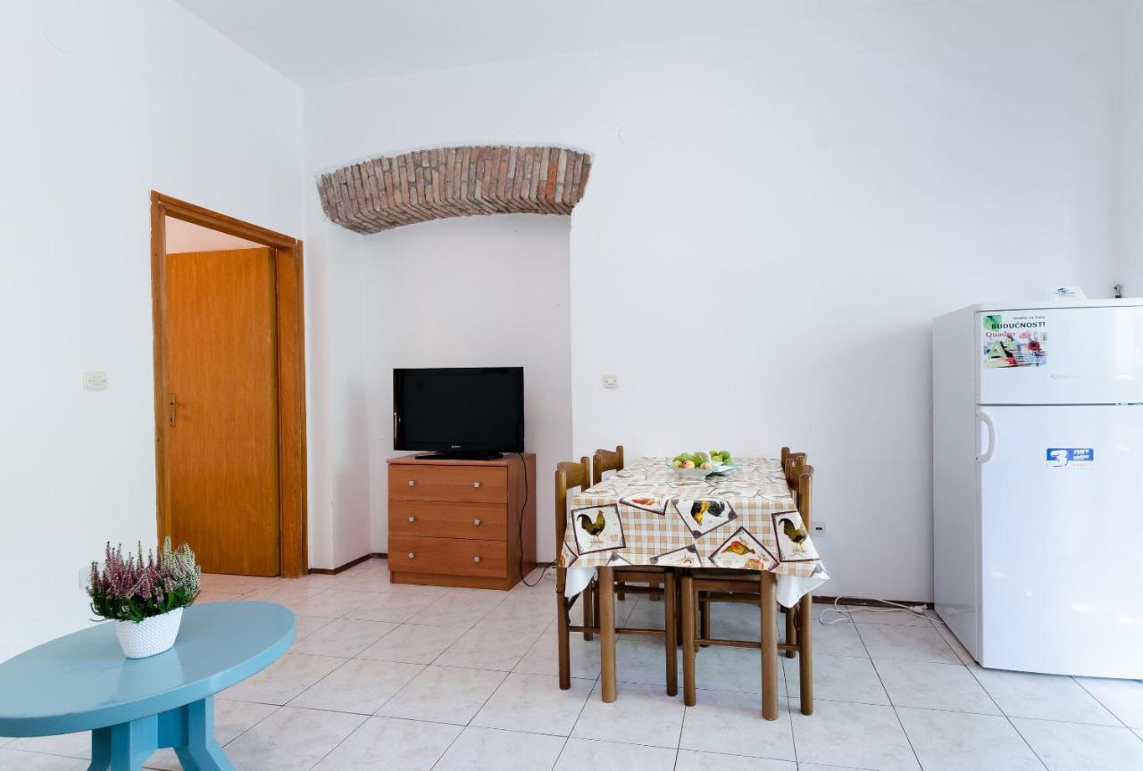 Apartments Massimo Rovinj Luaran gambar